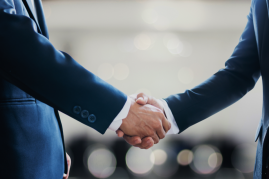 ビジネスホテルへの来客