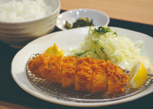 画像:三元豚のロースカツ定食