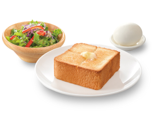 画像:ゆで卵&厚切りバタートースト