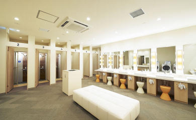 Women's shower room